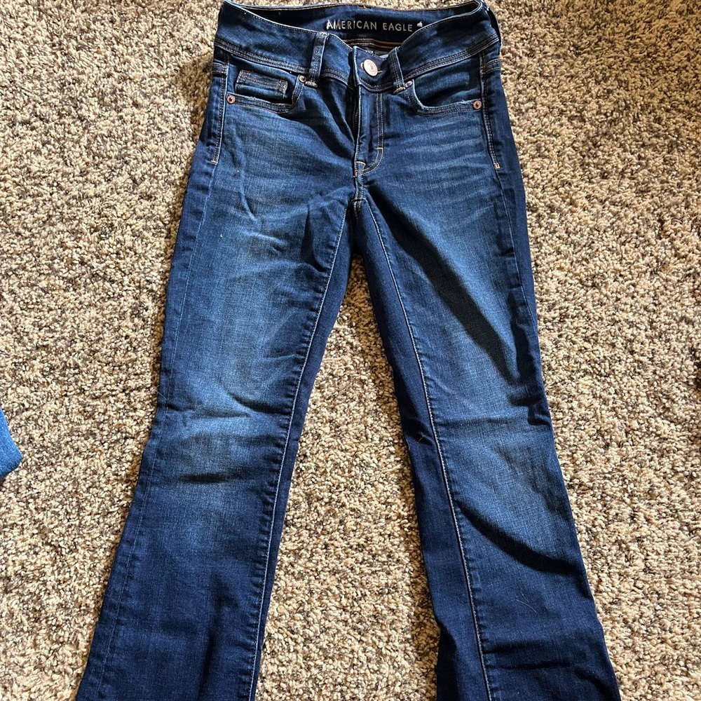 American Eagle Boot Cut Denim Jeans. Only worn once. Super stretch. Size 2.